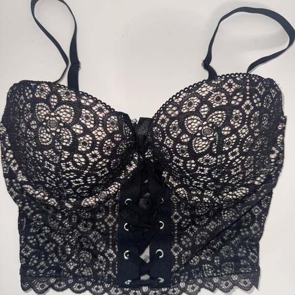 VICTORIA'S SECRET LONGLINE SEXY BLACK LACE BUSTIER STYLE BRA 32D PADDED DEMI - Picture 1 of 3
